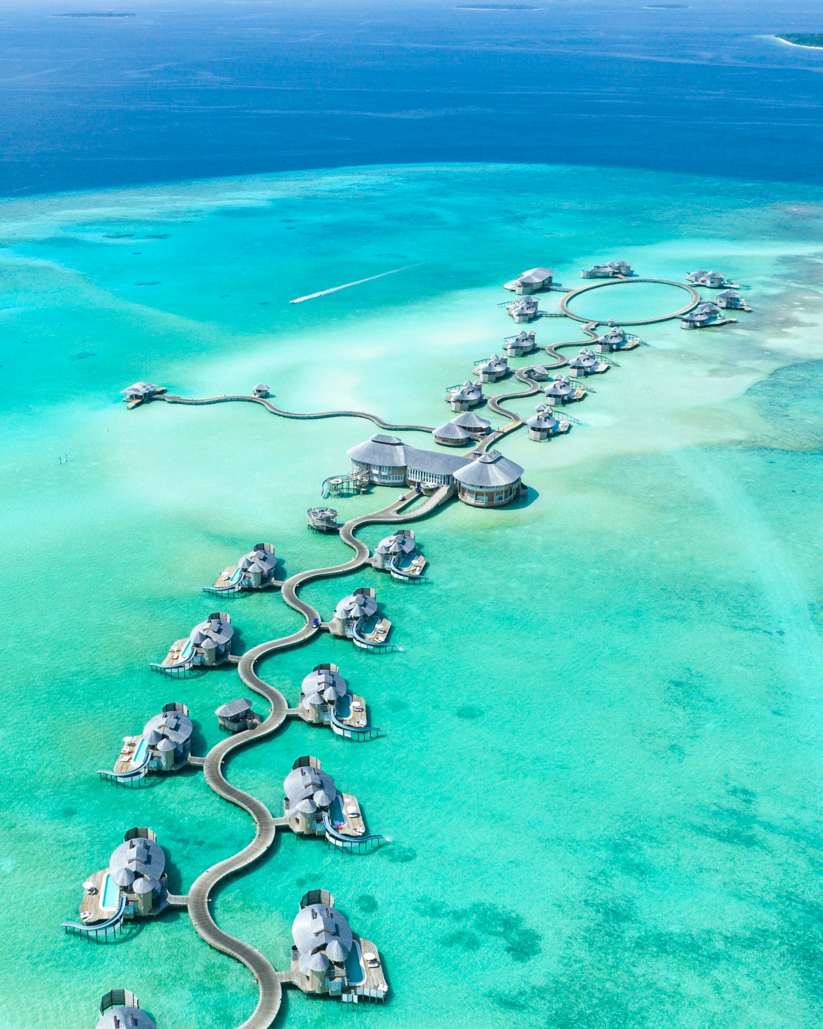 Dubai Beach Clubs vs Maldives: Which Is Worth It? (Honest 2026 Comparison)