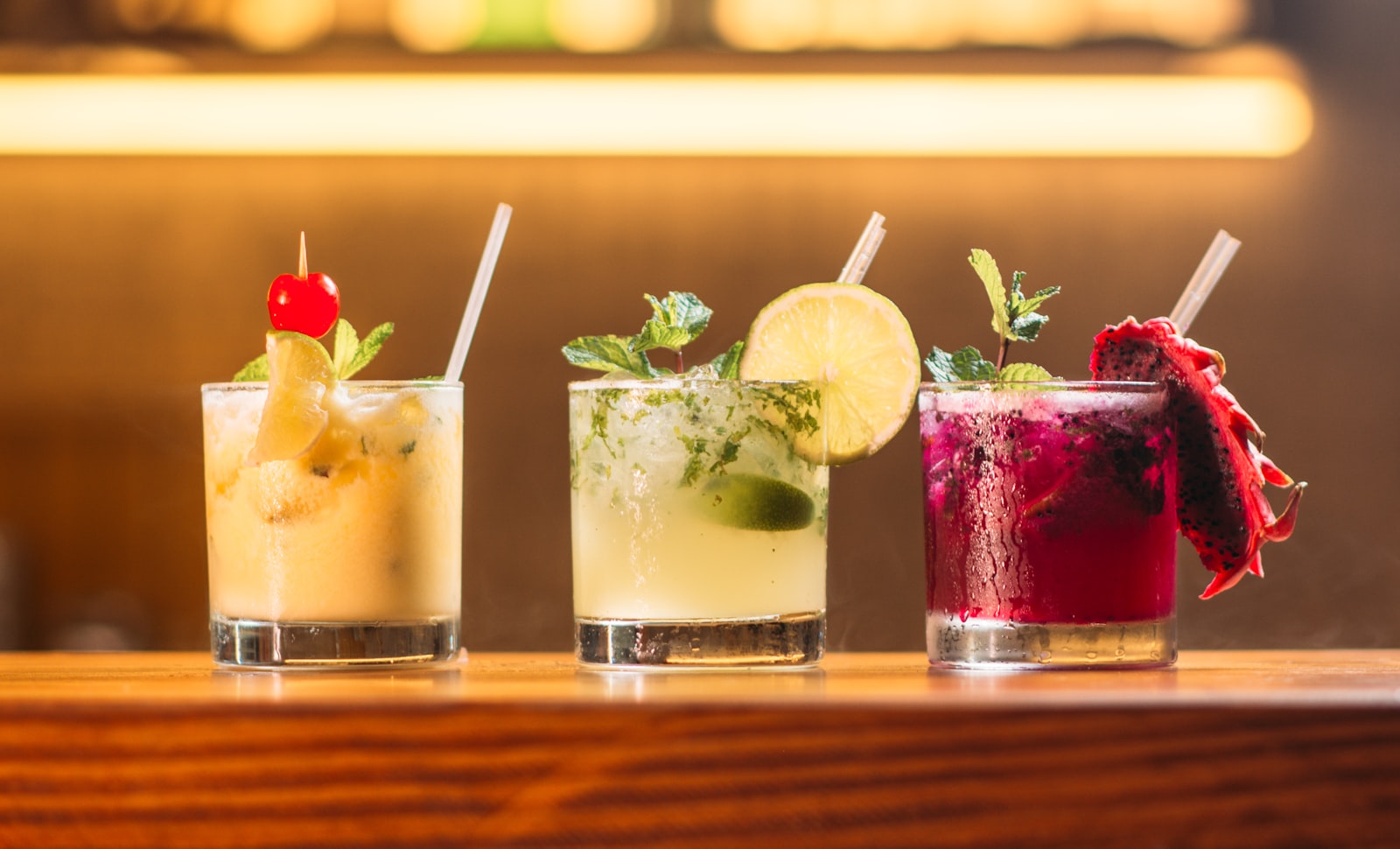 F&B Minimum Spend at Dubai Beach Clubs Explained 2026