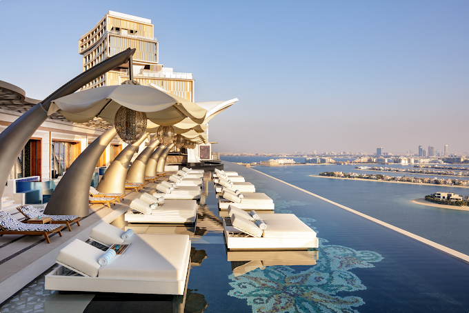 Cloud 22 rooftop pool at Atlantis The Royal