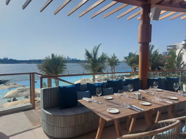 Twiggy by La Cantine