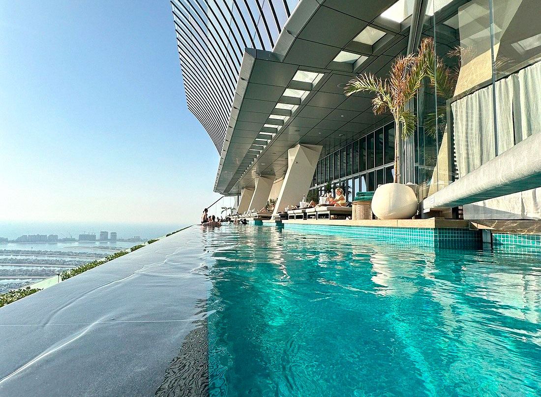 Rooftop Pools in Dubai
